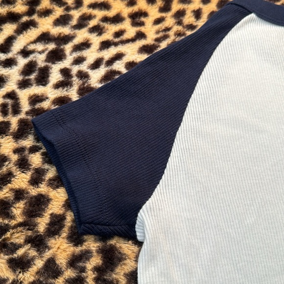 Brandy Melville White & Blue Top - Picture 7 of 8